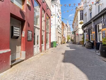 commercieel te koop in antwerpen met 3 slaapkamers