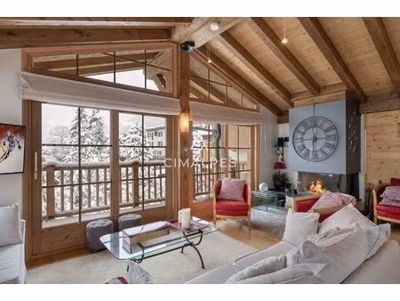 le charme du chalet au coeur du praz - rare à la vente