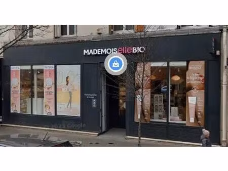 location commerce paris 75010 140m²