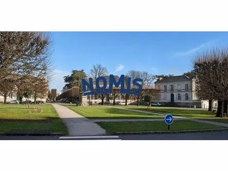 location commerce nantes 44100 120m²