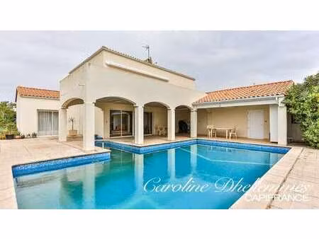 vente maison piscine aux sables-d'olonne (85100) : à vendre piscine / 150m² les sables-d'o