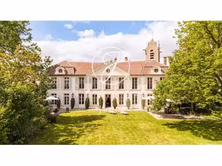 maincy-seine et marne - cœur de village à une heure de paris - manoir xviiième avec ses...