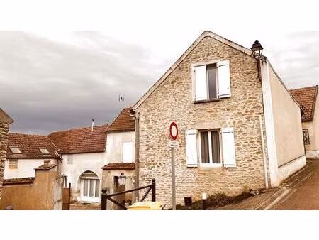 immeuble de rapport composé de 5 appartements au prix de 224 700 € f.a.i