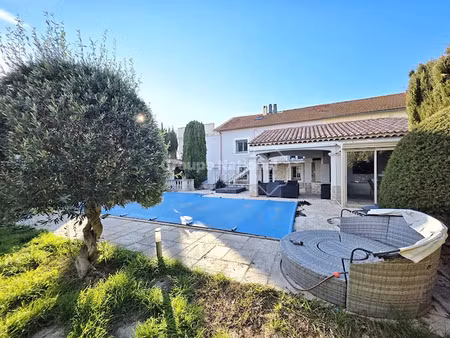 vente maison 6 pièces 208 m² à miramas (13140)  439 900 €