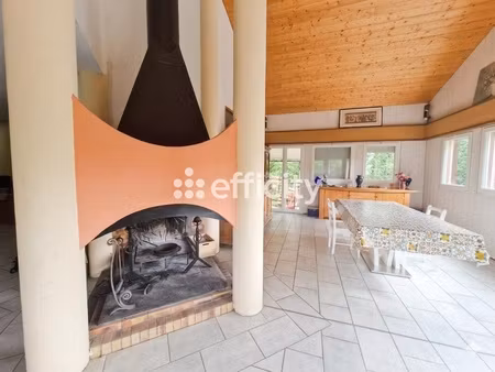 maison 7 pièces - 166 m²