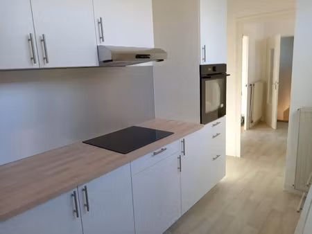 location maison 3 pièces 61 m² à cholet (49300)