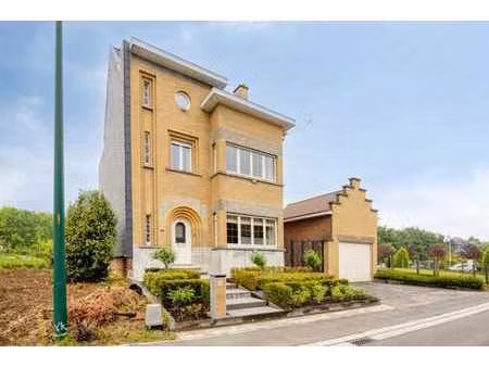 maison de maître unique +terrain à bâtir pour villa 4façades