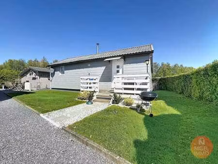 chalet rénové au calme avec terrasse et jardin à hastière?