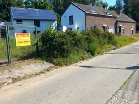 spacieuse maison avec dépendances et jardin