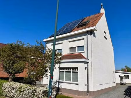 maison familiale avec 4 chambres à vendre à maldegem