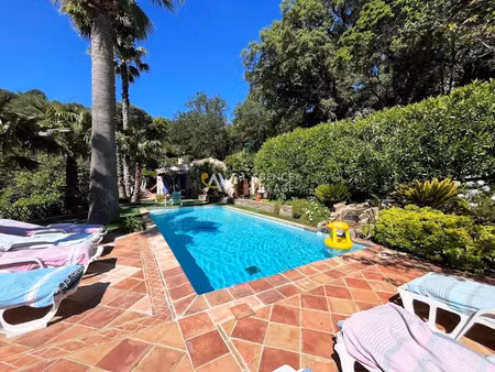vente maison 5 pièces 156 m² à la garde-freinet (83680)  880 000 €