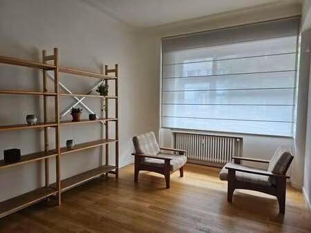 deux espaces de travail à louer