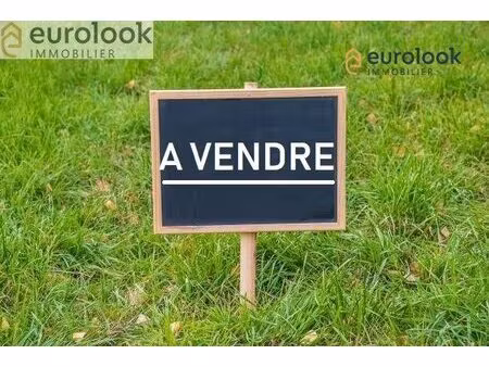 terrain constructible de 775m2 a st laurent sur oust