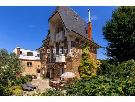 vente maison 9 pièces 315 m² à saint-cloud (92210)  2 288 000 €