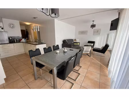 location appartement  m² t-3 à cucq  970 €