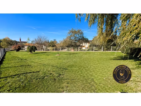 cintegabelle terrain constructible de 850 m² avec vue dégagée et proximité des commodités