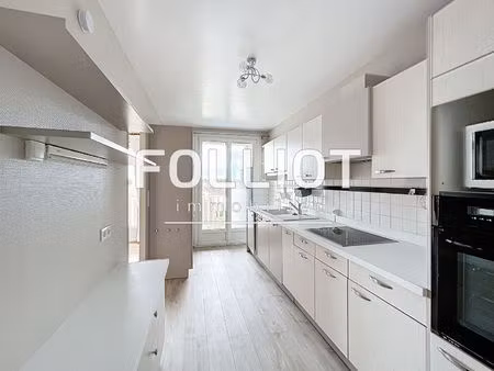 a louer granville : appartement t3 non meublé 78.70m²