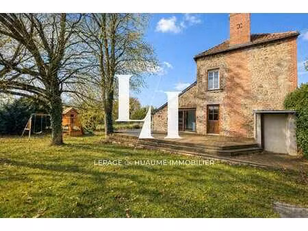 vente maison à saint-germain-le-guillaume (53240) : à vendre / 143m² saint-germain-le-guil
