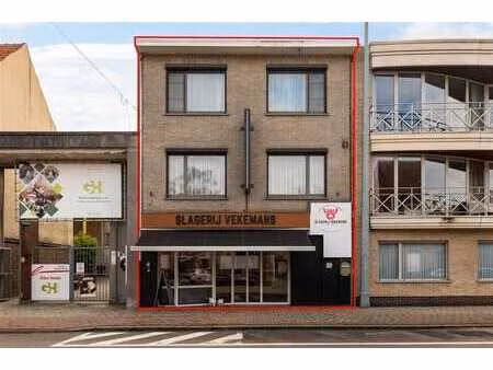 commerce avec appartement