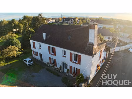 appartement 3 pièces sur 2 niveaux avec jardin et place de parking