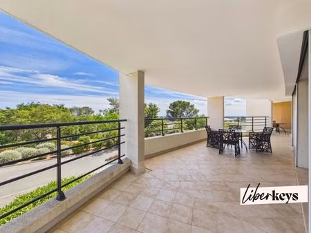 appartement 3 pièces - 87 m2 - terrasse - piscine - vue mer - saint-raphaël boulouris