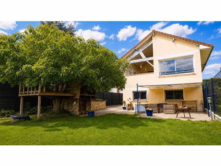 maison familiale en parfait état - 4 / 5 chambres - 206 m2