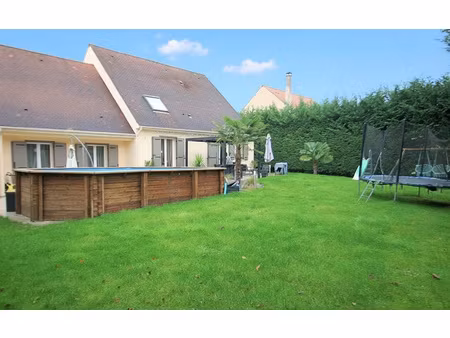 coup de coeur maison familiale avec piscine et grand jardin