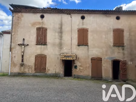 maison de village à monclar-de-quercy (82230)