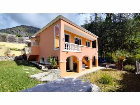 maison individuelle 140 m² - dépendances