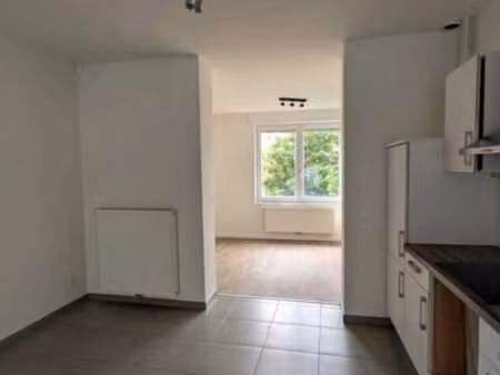 appartement 1 chambre à louer à saint-nicolas
