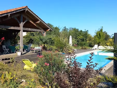vente propriété 6 pièces 360 m² à madaillan (47360)  650 000 €