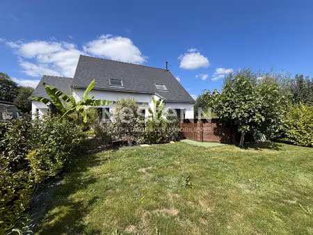 maison neuve à vendre  trédion  124 m²  4 chambres avec piscine hors sol.