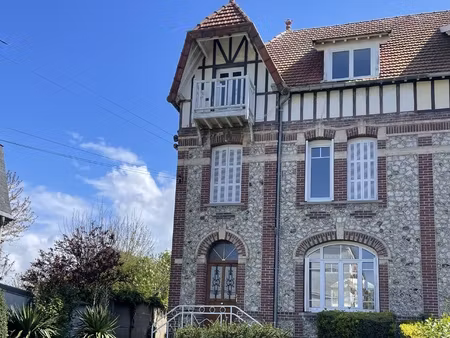 maison 6 pièces - 130 m²