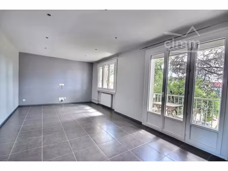 location appartement 2 pièces 57 m² à montélimar (26200)