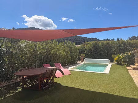 vente maison 5 pièces 124 m² le castellet (83330)