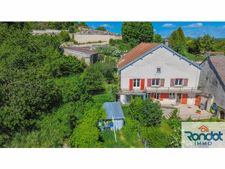 5 pièces/4 chambres 98.5 m2 terrain 1300 m2