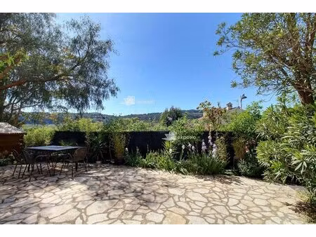 bas de villa - 69 m² plan du castellet - 335 000