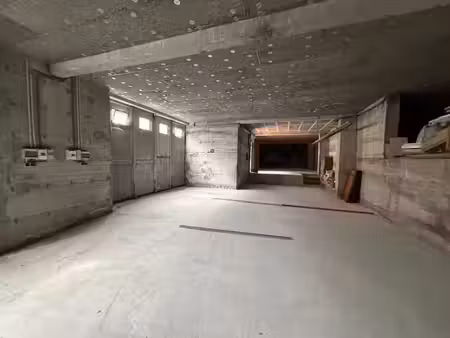 vente parking 212.9 m² à la saulce (05110)  199 000 €