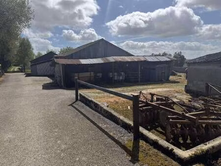 vente longère et corps de ferme à uzel (22460) : à vendre / 193500m² uzel