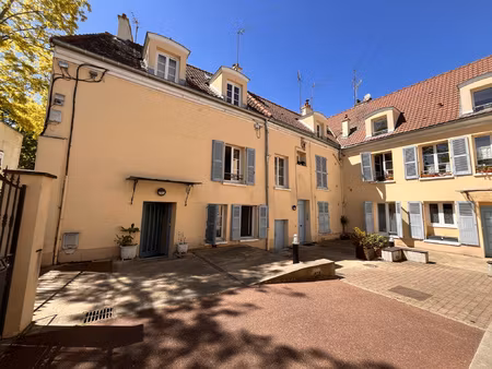 appartement en rez-de-cour