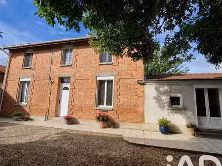 maison de village à saint-amand-sur-fion (51300)