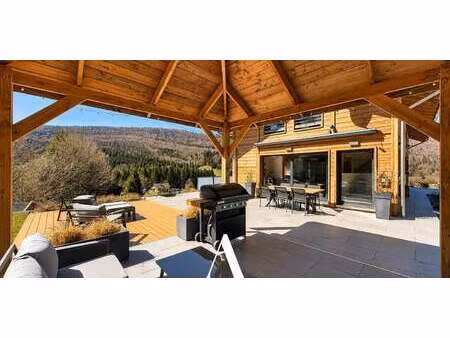 chalet avec vue panoramique et terrasse mijoux (01)