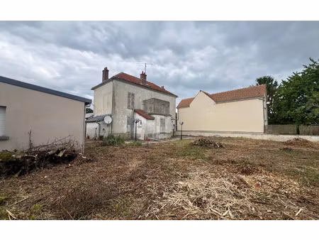 maison favières 125 m² t-4 à vendre  580 000 €