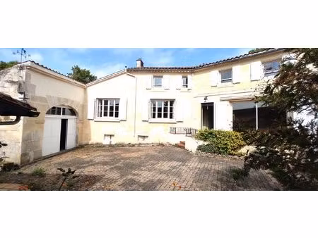maison en pierre