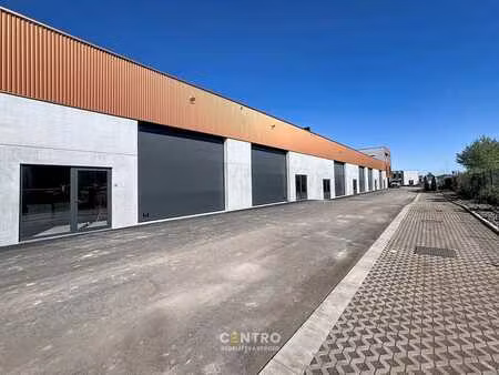 nb magazijn (203m²) inclusief 1 private parkeerplaats op ...