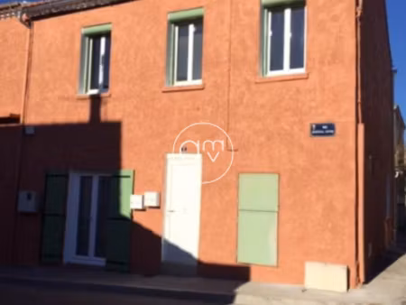 location appartement 4 pièces 63 m² à la londe-les-maures (83250)  865 €