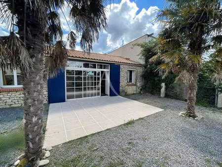vente maison à longeville-sur-mer (85560) : à vendre / 82m² longeville-sur-mer