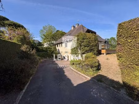location maison à caen (14000) : à louer / 130m² caen