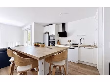 appartement nieul-sur-mer 86 m² t-5 à vendre  339 500 €