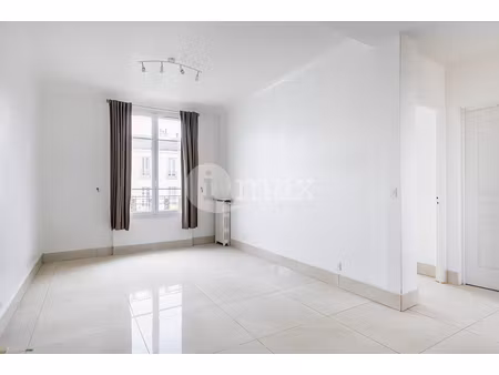 courbevoie becon - 2 pieces 41m² - 320 000 € fai
